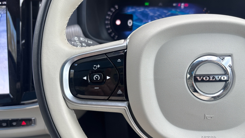 Volvo V90 2.0 B5P Ultimate Dark 5dr Auto Petrol Estate